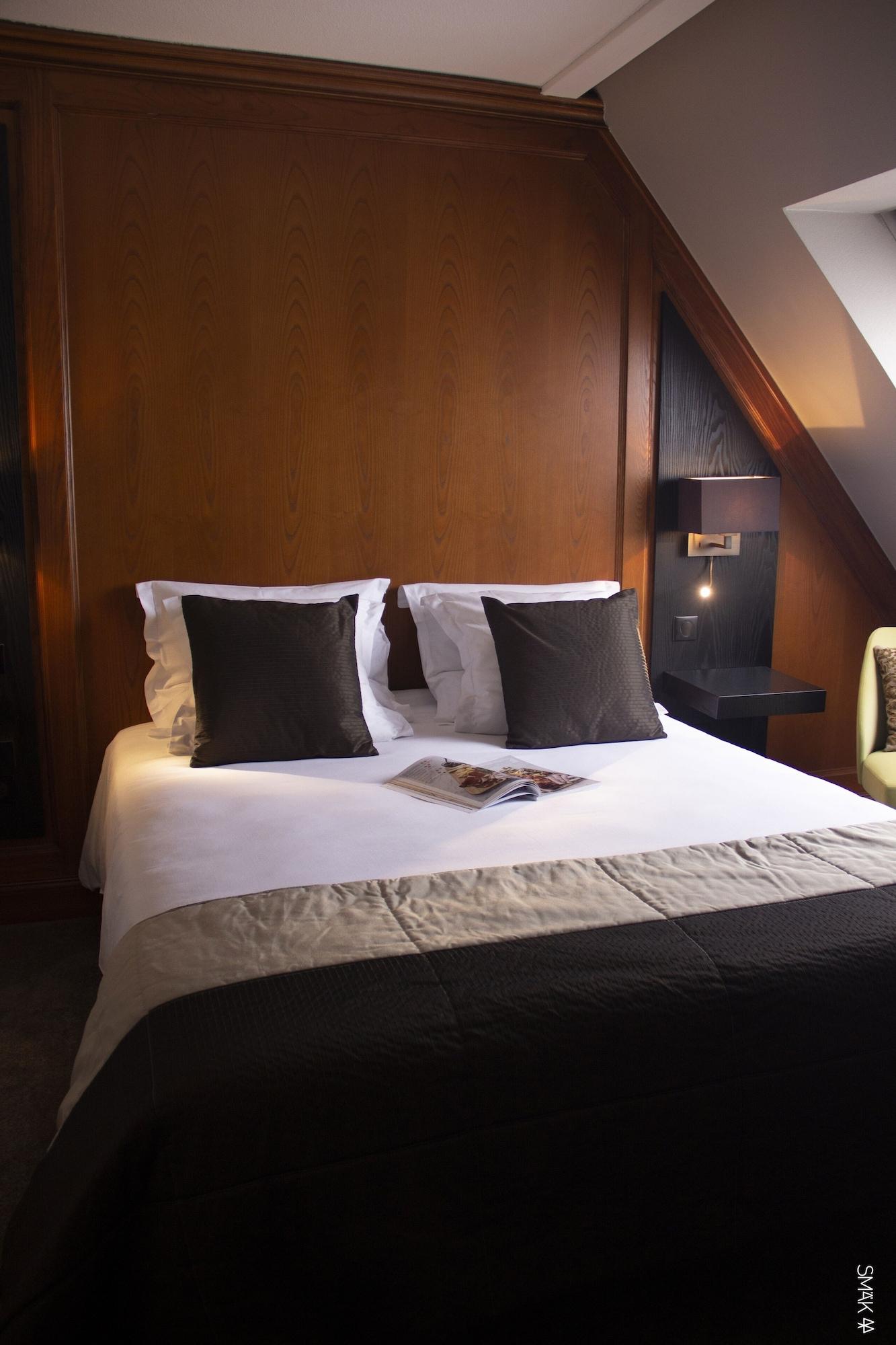 Hotel L'Europe Horbourg-Wihr Bagian luar foto