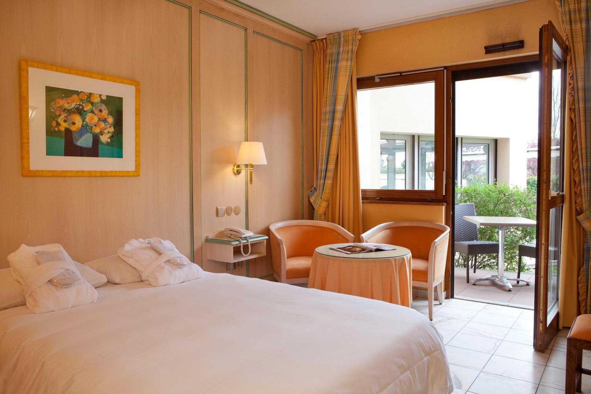 Hotel L'Europe Horbourg-Wihr Bagian luar foto