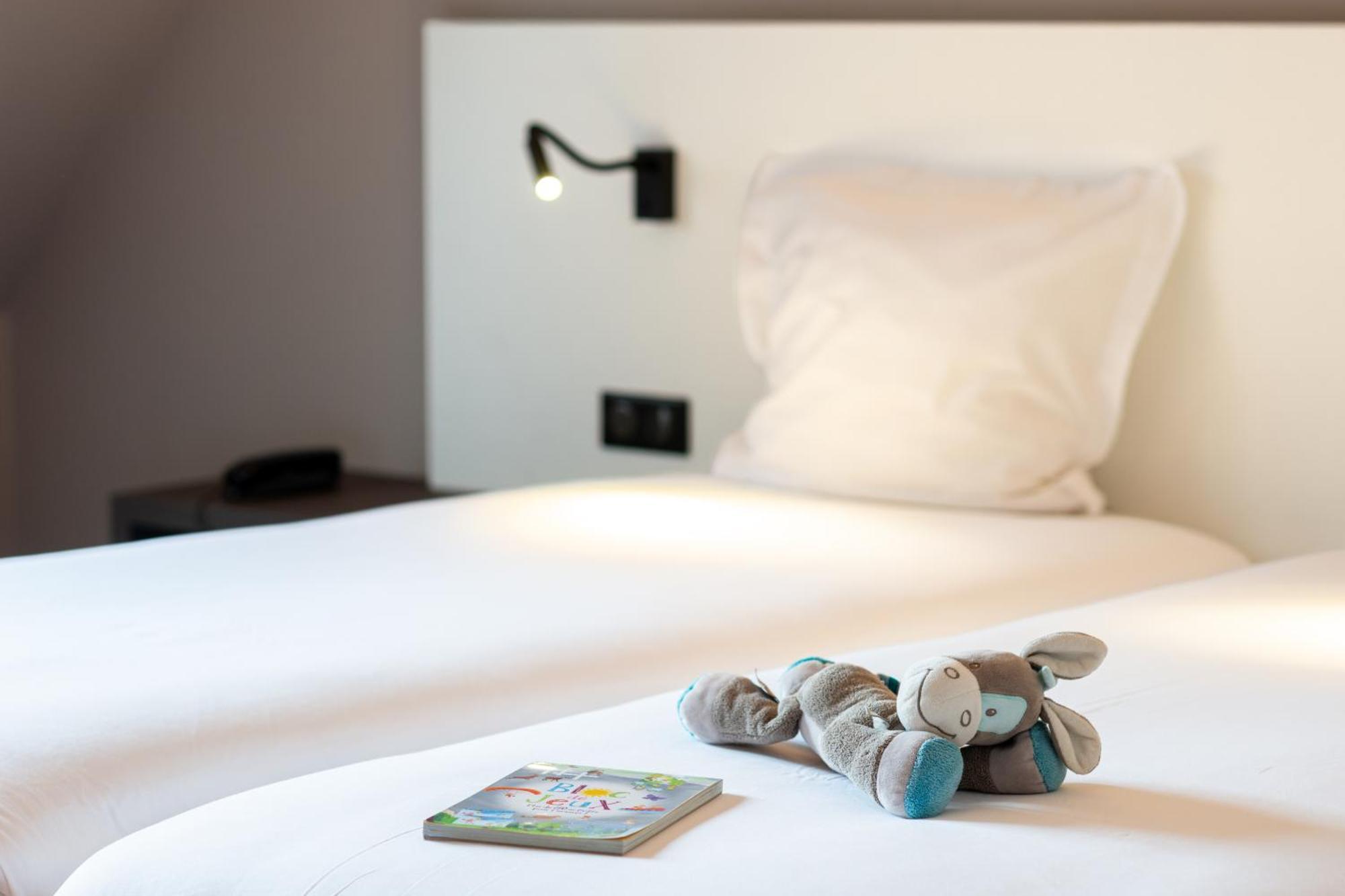 Hotel L'Europe Horbourg-Wihr Bagian luar foto