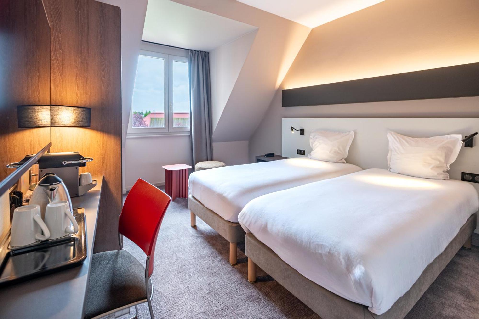 Hotel L'Europe Horbourg-Wihr Bagian luar foto